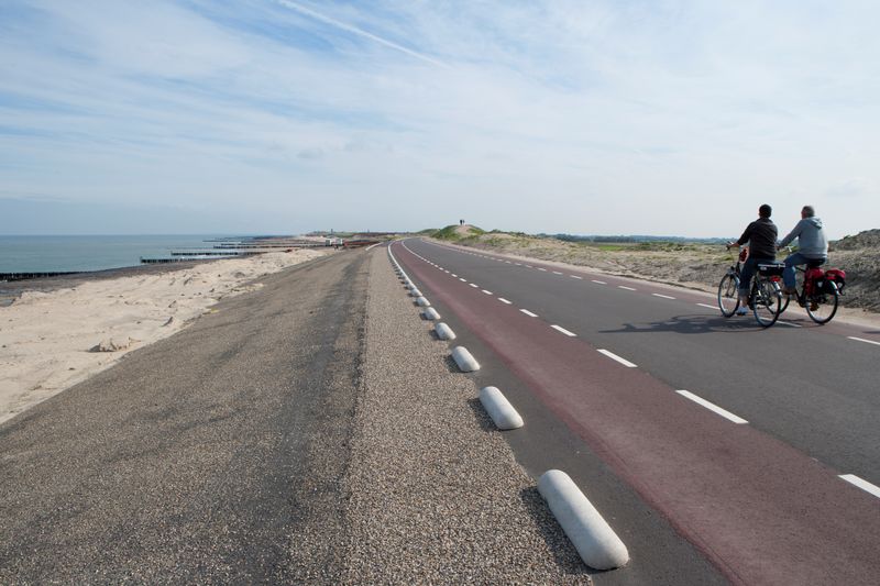 Bestand:Koppelmans BB 6GFKRL5 (fietsen tussen land + zee).jpg